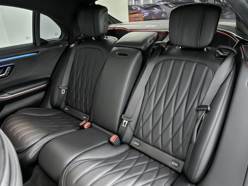 Used 2024 Mercedes-Benz S 63 AMG S image 25