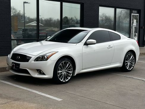 Used 2011 INFINITI G37 x Coupe w/ Premium Pkg image 19