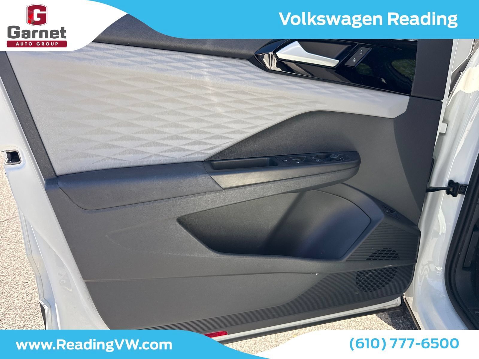 Used 2023 Volkswagen Taos S FWD image 11