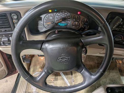 Used 2001 Chevrolet Tahoe LS w/ LS Preferred Equipment Group image 10