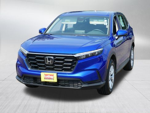 Used 2023 Honda CR-V LX image 2