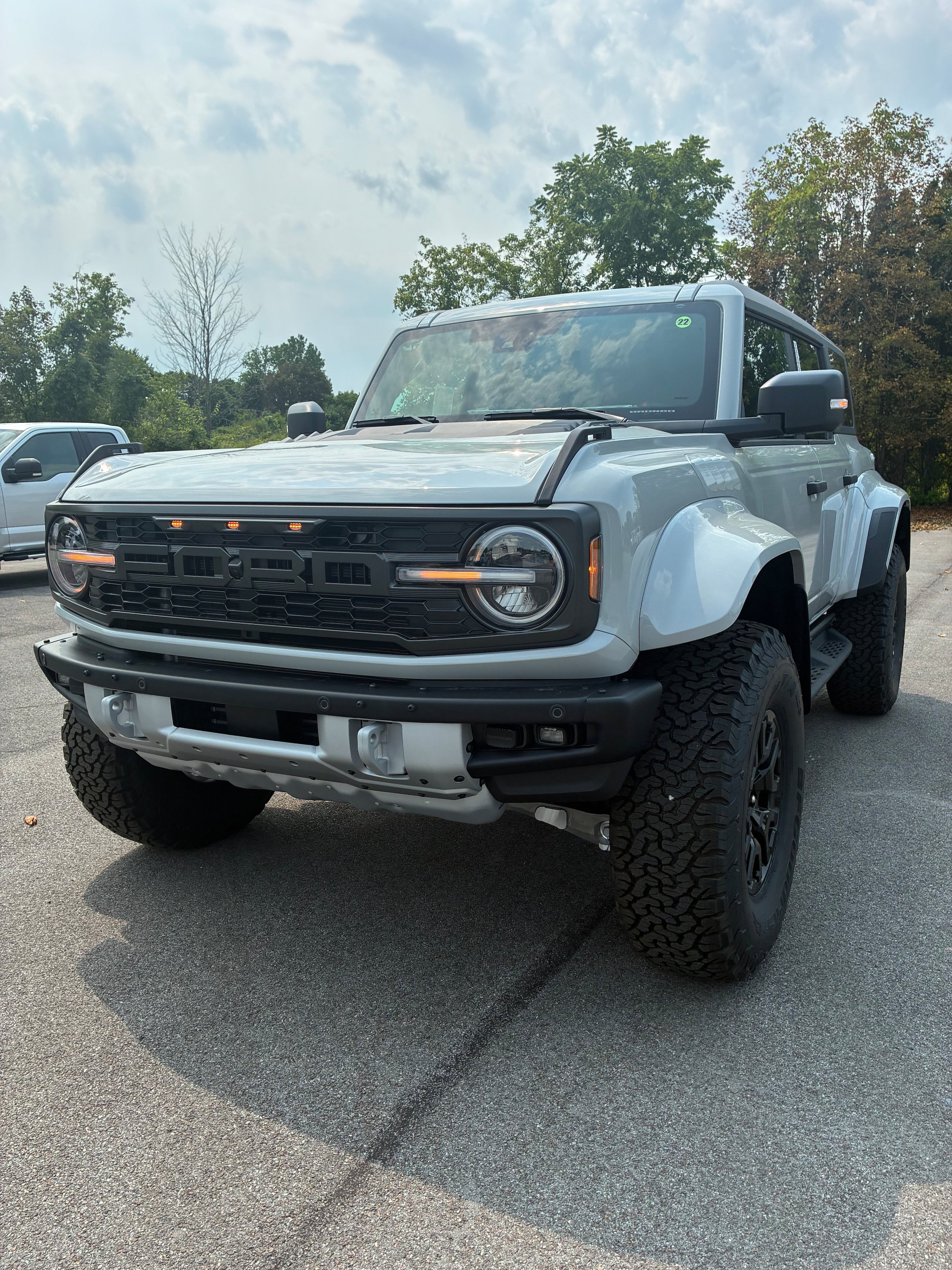 New 2026 Ford Bronco Raptor AWD/4WD image 1