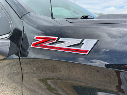 Used 2021 Chevrolet Silverado 1500 LTZ w/ LTZ Premium Package AWD/4WD image 11