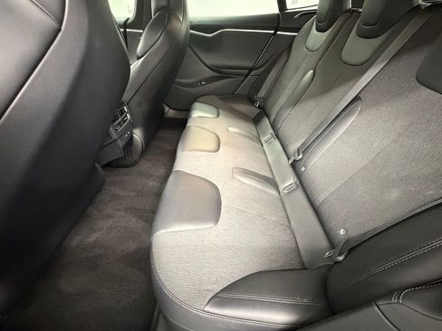 Used 2017 Tesla Model S 75D image 34