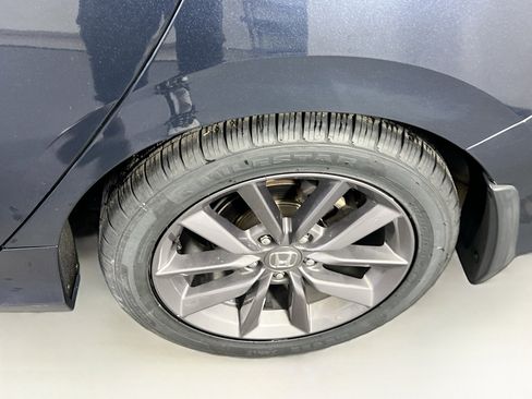 Used 2021 Honda Civic EX image 30