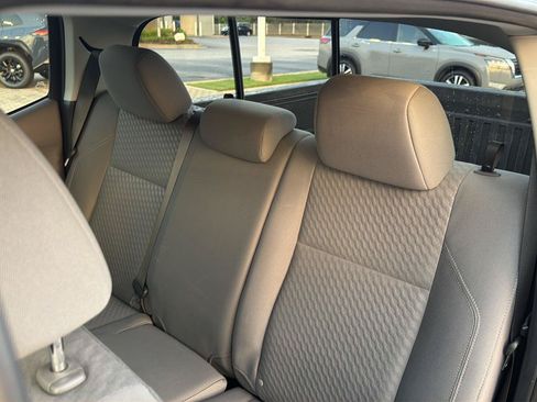 Used 2020 Toyota Tacoma SR5 RWD image 29