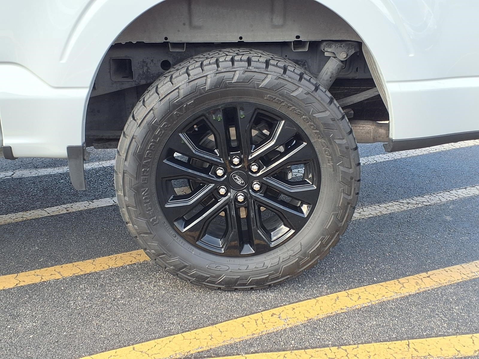 Used 2024 Ford F150 XLT w/ Equipment Group 302A MID RWD image 10