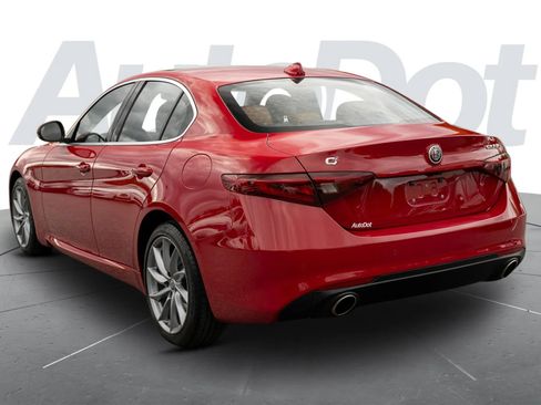 Used 2020 Alfa Romeo Giulia AWD w/ Cold Weather Package image 2