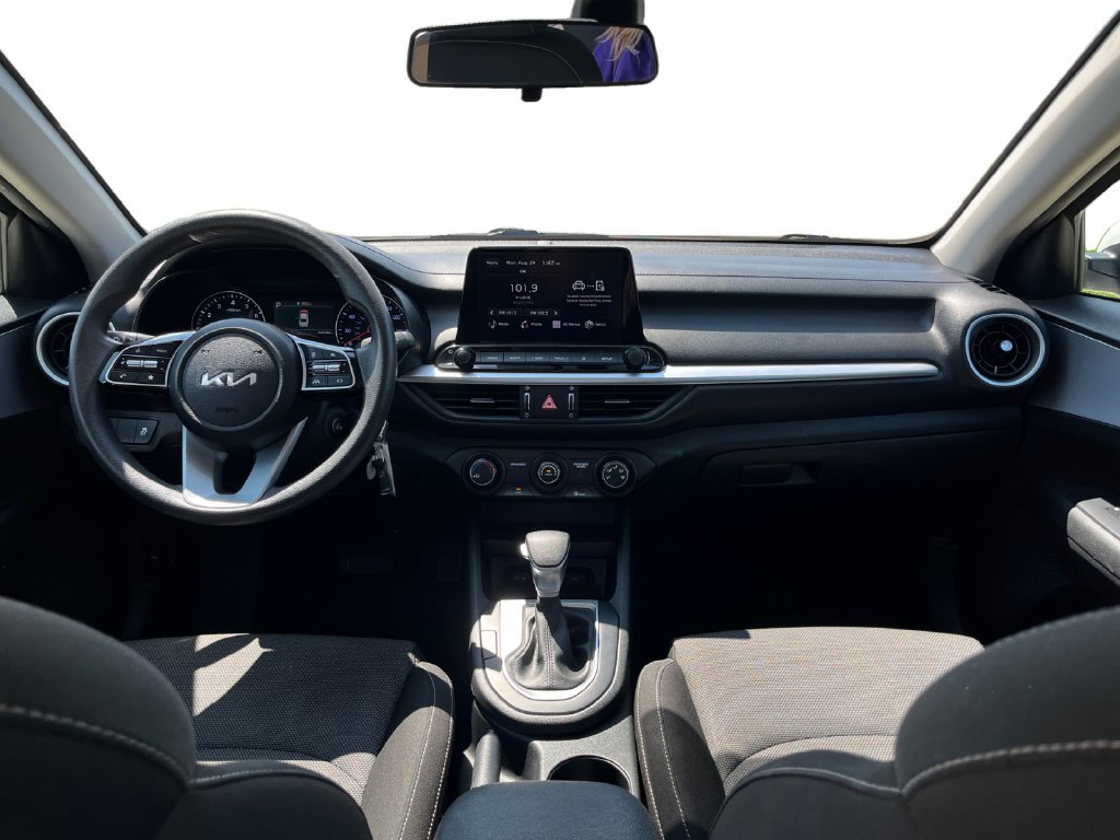 Used 2024 Kia Forte LXS FWD image 10