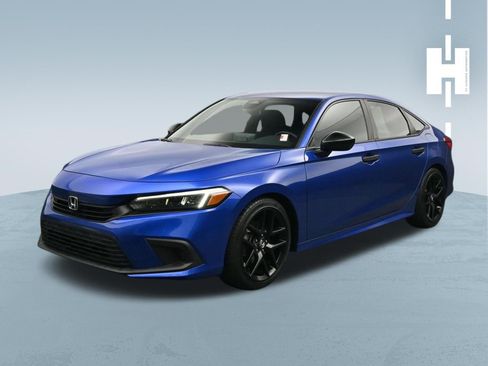 Used 2022 Honda Civic Sport image 2