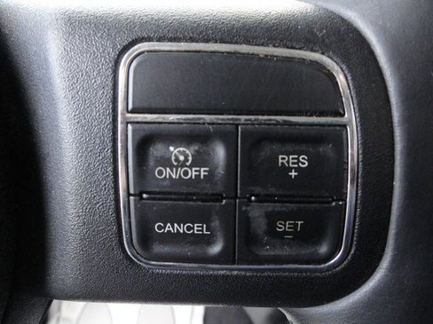 Used 2014 Jeep Wrangler Unlimited Sahara w/ Connectivity Group image 17