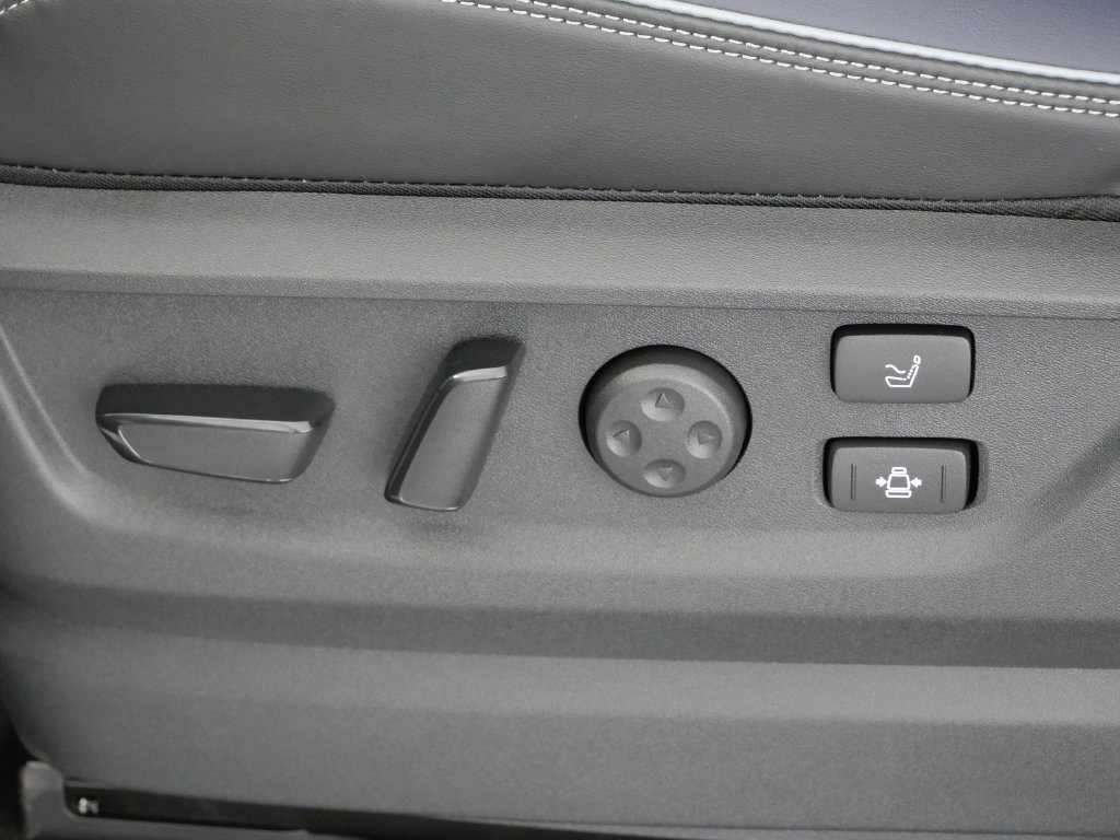 New 2027 INFINITI QX80 Sensory AWD/4WD image 13