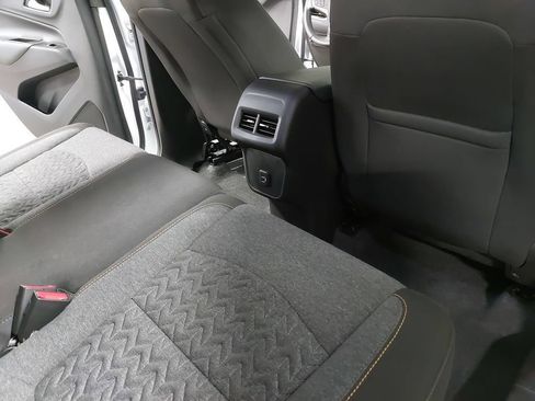 Used 2022 Chevrolet Equinox LT AWD/4WD image 11