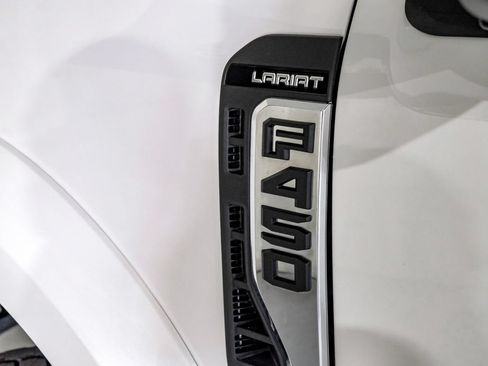 Used 2023 Ford F450 Lariat AWD/4WD image 43