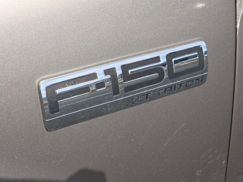 Used 2006 Ford F150 XLT image 10