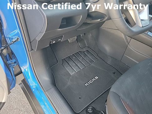 Used 2024 Nissan Kicks SR image 20