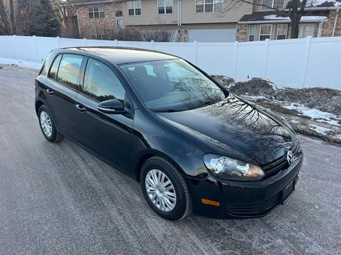 Used 2013 Volkswagen Golf 4-Door image 4