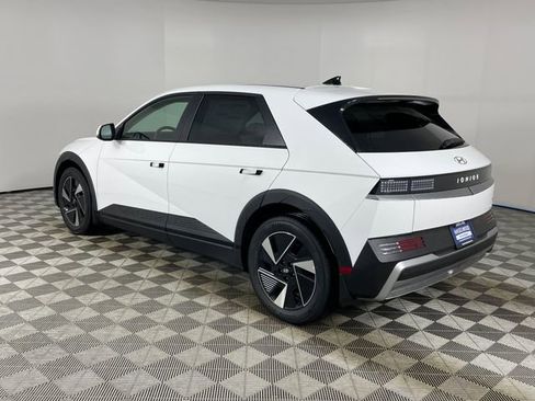 New 2026 Hyundai Ioniq 5 SEL image 21