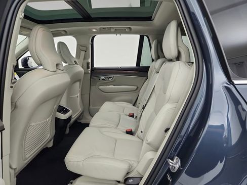 New 2026 Volvo XC90 B6 Ultra w/ Protection Package image 26