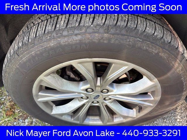Used 2021 Ford Explorer Limited w/ Equipment Group 301A AWD/4WD image 13