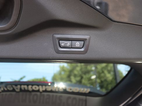 Used 2022 BMW X7 M50i w/ Executive Package AWD/4WD image 46