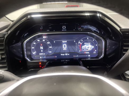 Used 2024 GMC Sierra 1500 SLE image 31