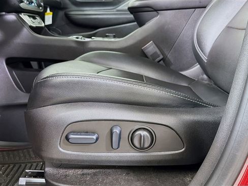 Used 2023 GMC Terrain SLT w/ Elevation Edition image 20