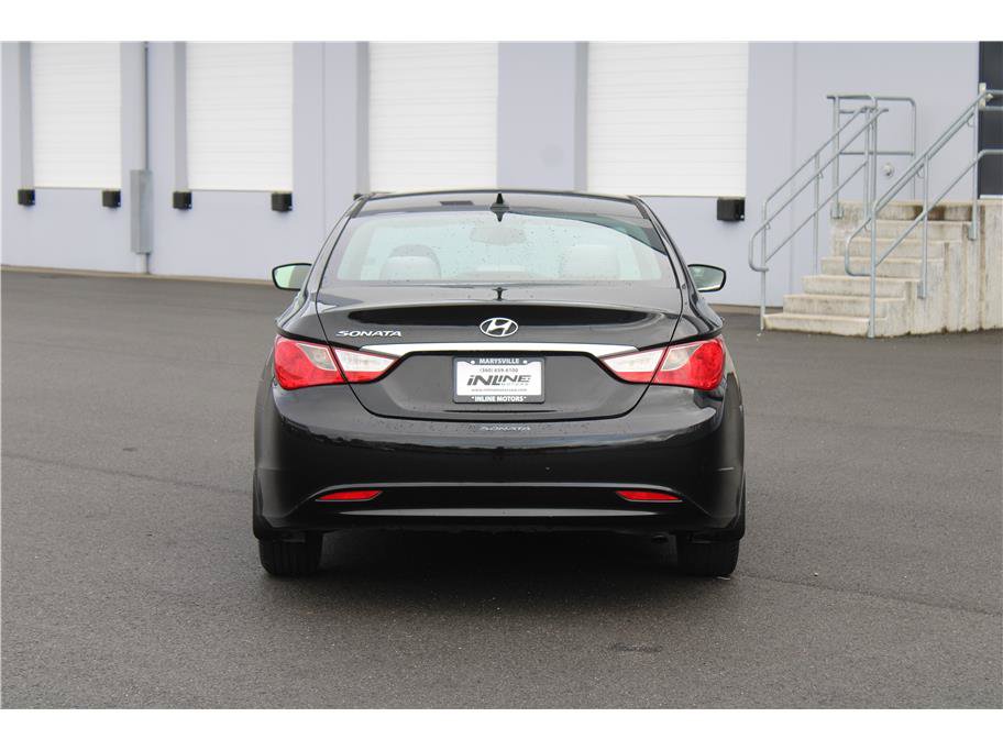 Used 2013 Hyundai Sonata GLS FWD image 3