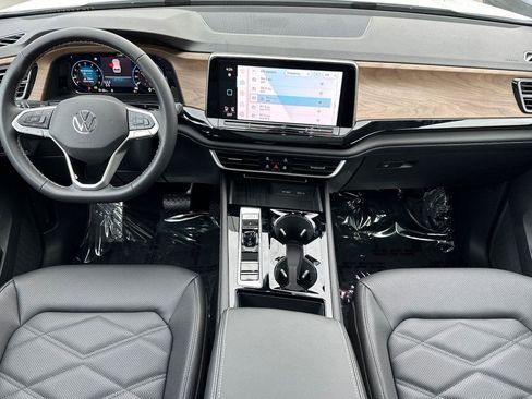 New 2026 Volkswagen Atlas SE image 12