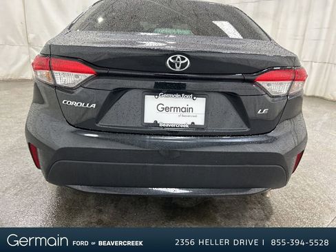 Used 2022 Toyota Corolla LE image 4