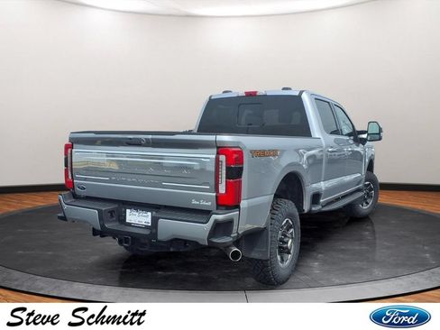 Used 2023 Ford F350 Platinum w/ Tremor Off-Road Package AWD/4WD image 32