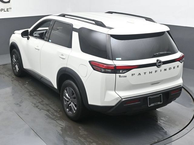 Used 2025 Nissan Pathfinder SV FWD image 46