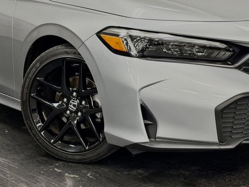 Used 2026 Honda Civic Sport image 4