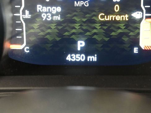 Used 2024 Jeep Wrangler Sahara w/ Safety Group image 18