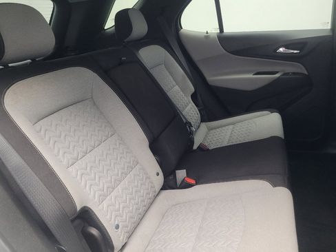 Used 2022 Chevrolet Equinox LT image 19