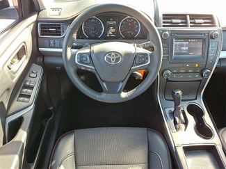 Used 2017 Toyota Camry XSE video 2