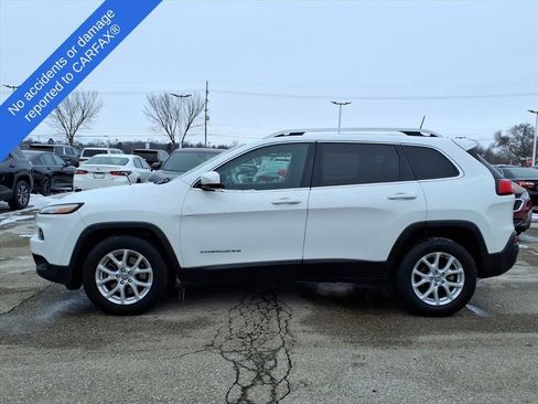 Used 2016 Jeep Cherokee Latitude w/ Cold Weather Group image 8