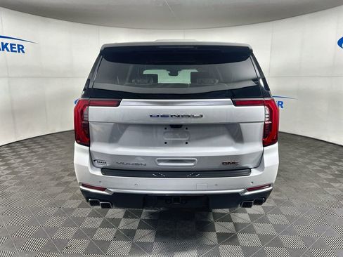Certified 2025 GMC Yukon XL Denali w/ Denali Reserve Package AWD/4WD image 8