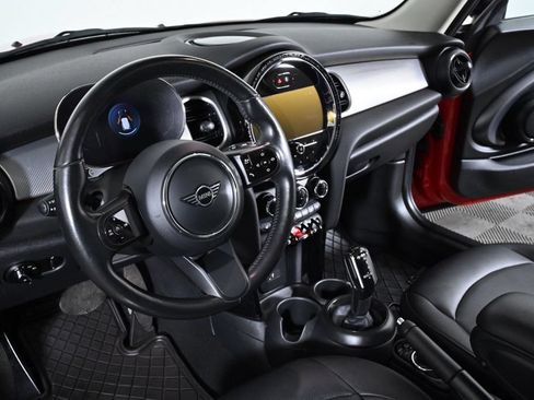Used 2023 MINI Cooper 2-Door Hardtop FWD image 13