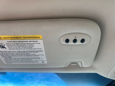Used 2020 Ford Edge Titanium w/ Equipment Group 301A AWD/4WD image 32