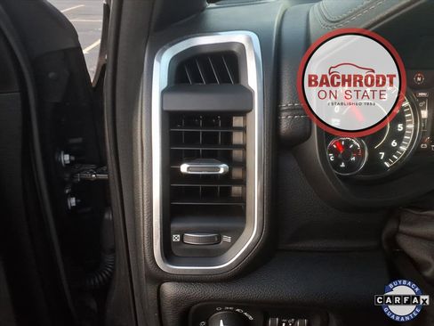 Used 2021 RAM 1500 Laramie w/ Night Edition image 18