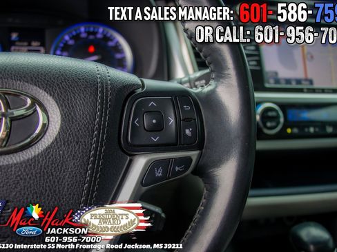 Used 2018 Toyota Highlander XLE image 14