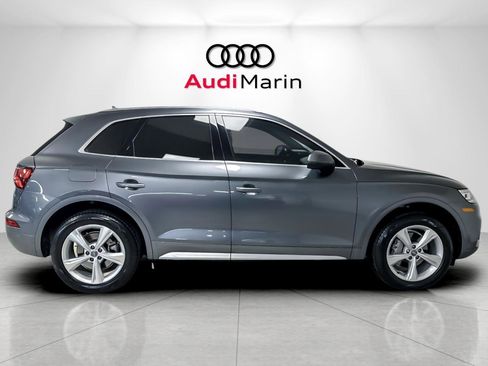 Used 2020 Audi Q5 Premium w/ Convenience Package image 6