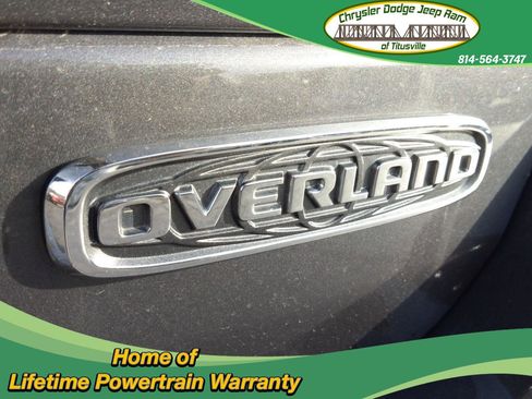 Used 2022 Jeep Grand Cherokee Overland w/ Luxury Tech Group IV image 6