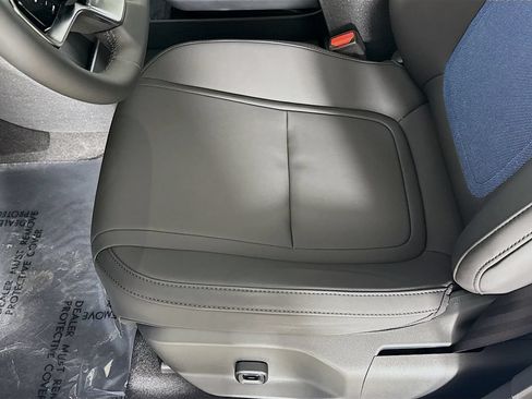 New 2026 Volvo EX30 Plus AWD/4WD image 19