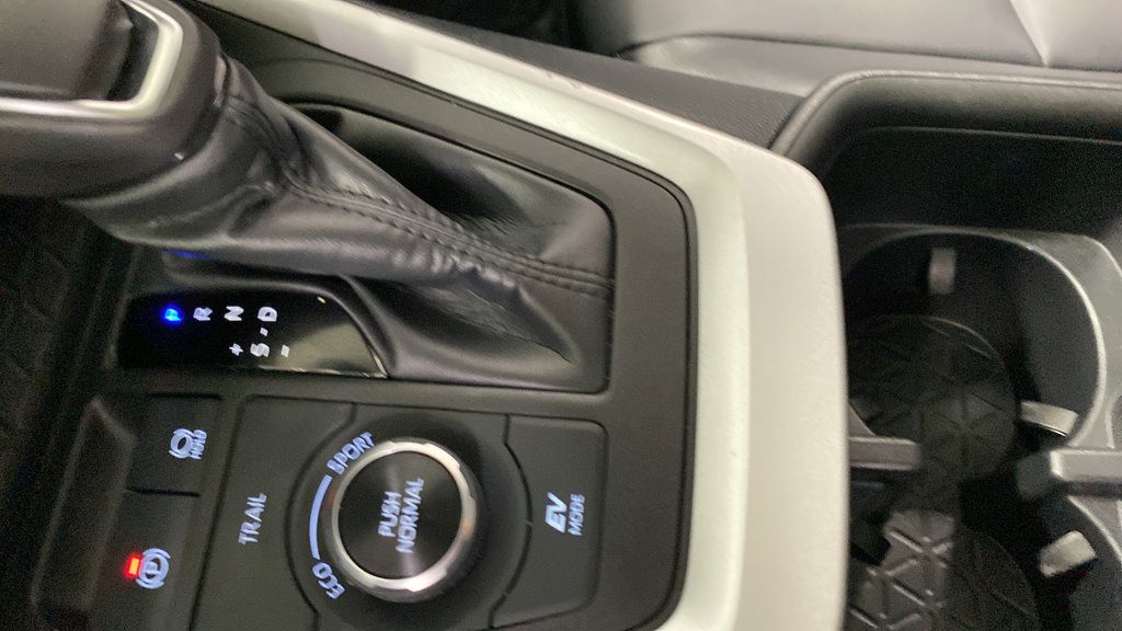 Used 2023 Toyota RAV4 XLE Premium AWD/4WD image 19