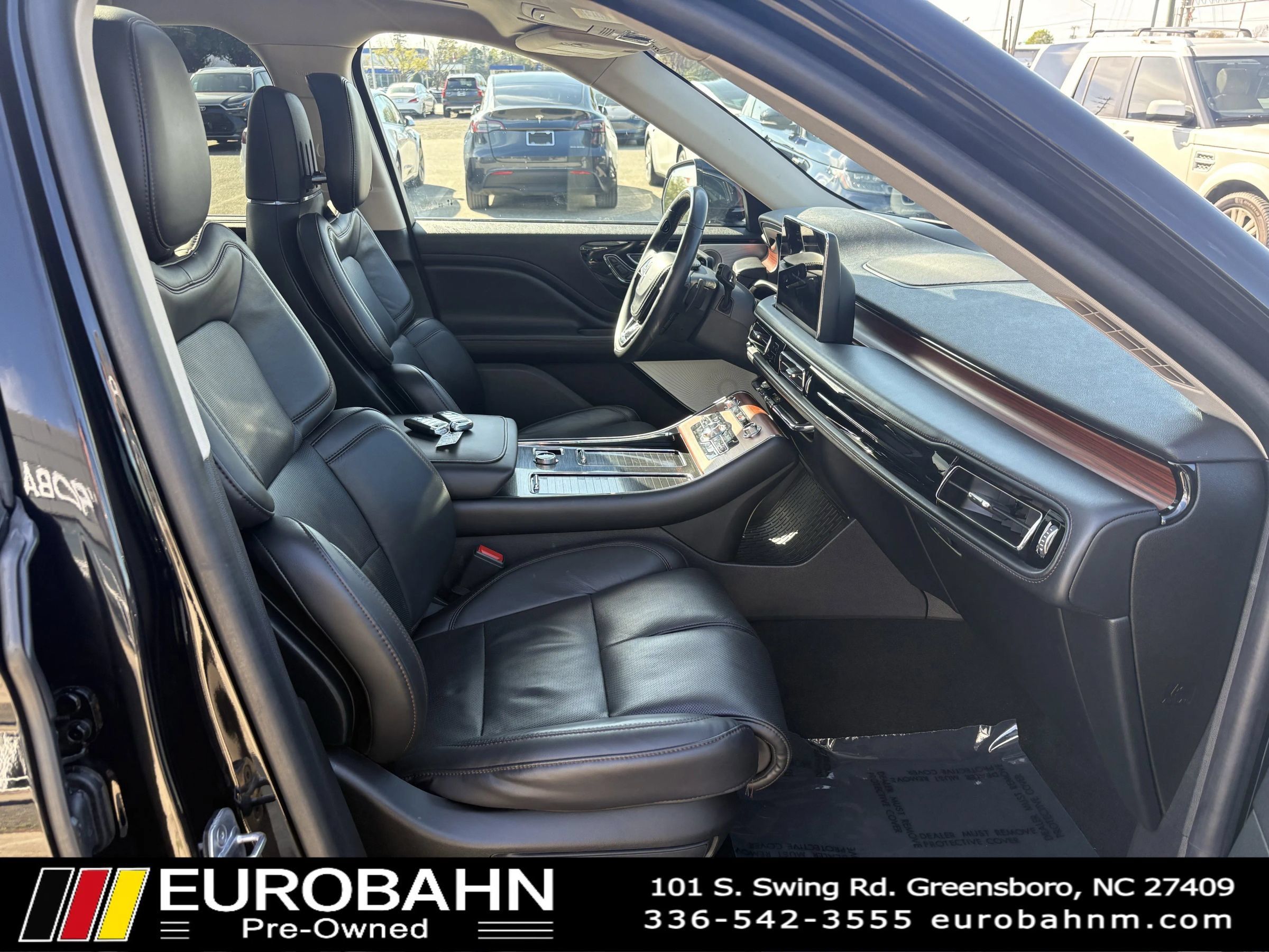 Used 2022 Lincoln Aviator Grand Touring w/ Equipment Group 301A AWD/4WD image 16