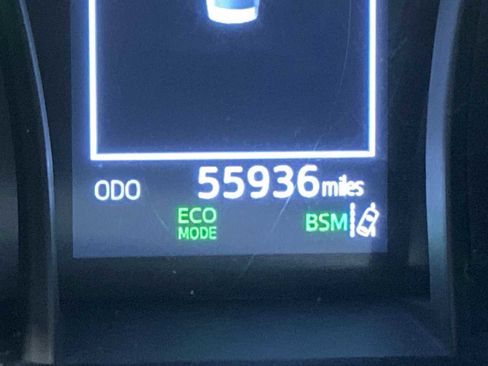 Used 2023 Toyota Camry SE w/ Convenience Package FWD image 18