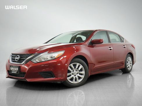 Used 2016 Nissan Altima 2.5 S w/ Power Driver Seat Package FWD image 1