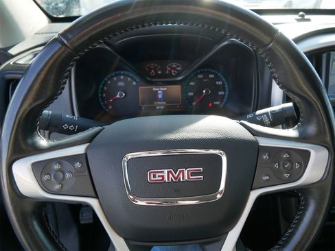 Used 2020 GMC Canyon SLE w/ Driver Alert Package image 23